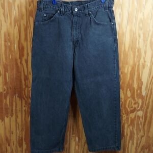 90's Levi's Strauss 555 relaxed fit straight leg.